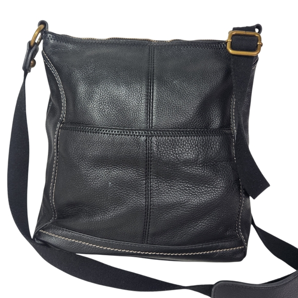 THE SAK Iris Black Pebbled Leather Adjustable Crossbody Purse Shoulder Bag Purse - Picture 4 of 16